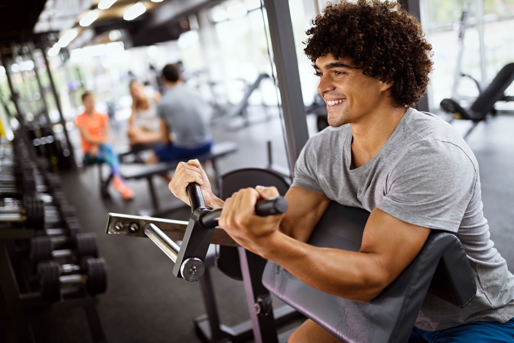 Wiping Benches and Re-Racking Weights: 7 Things All Good Gym-goers Do Every  Day